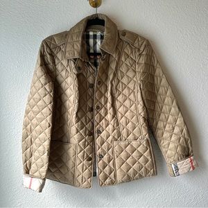 Burberry Kencott quilted jacket - NEW without tag. Size Small